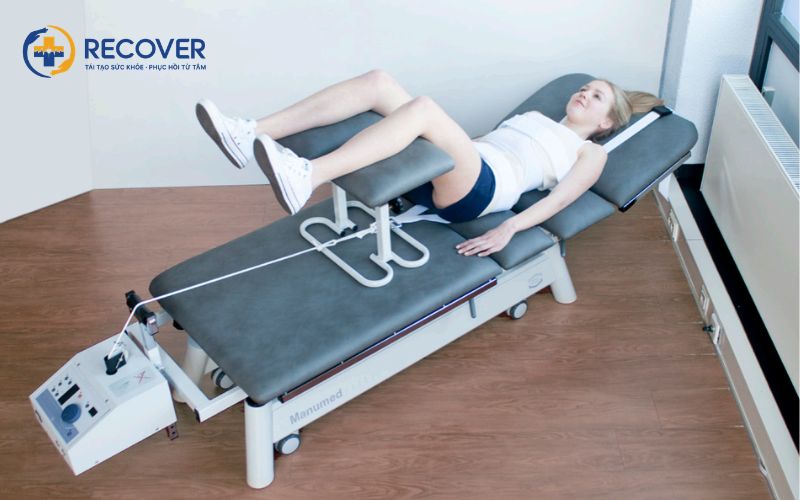 máy kéo giãn cột sống cổ